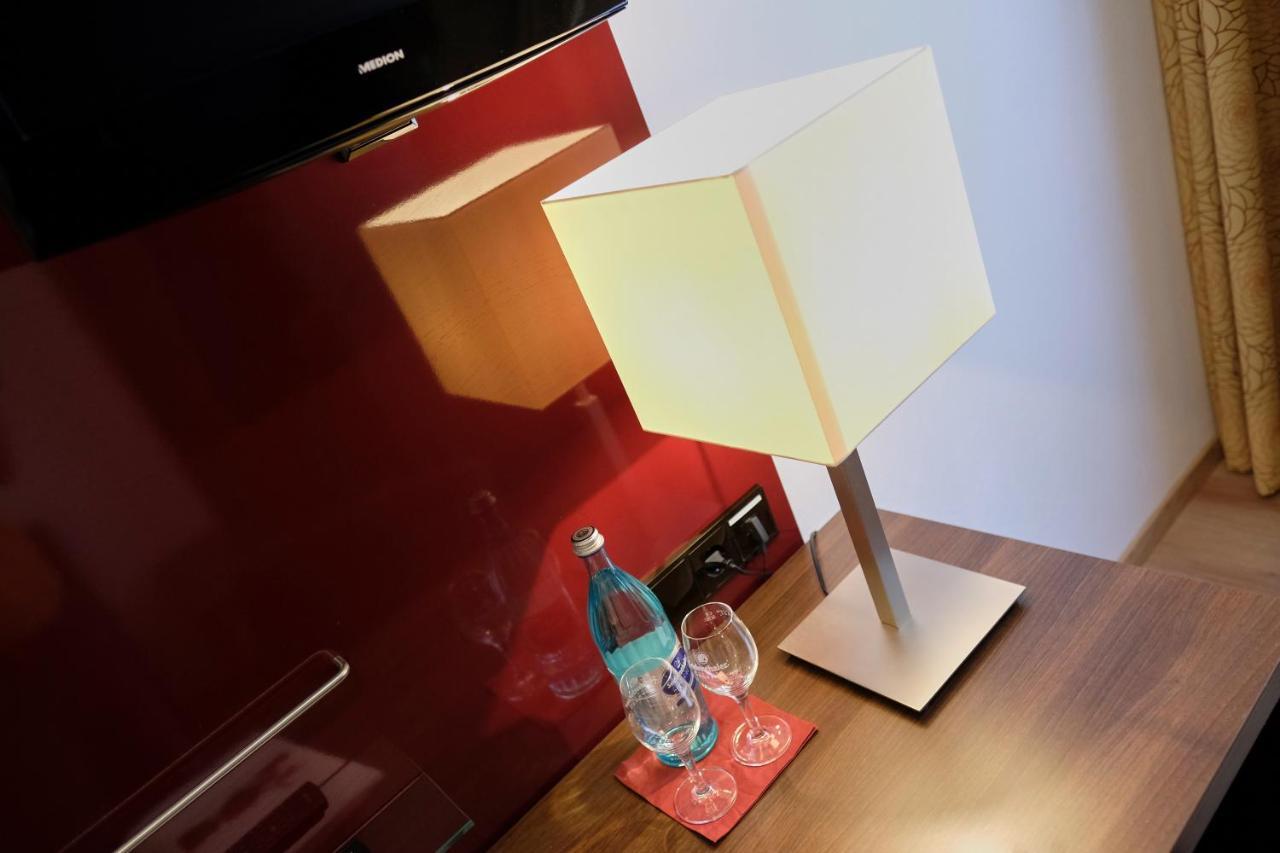 Romantica Hotel Blauer Hecht Dinkelsbühl Zewnętrze zdjęcie